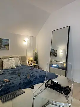 CelineReys online show from 04/16/26, 05:14