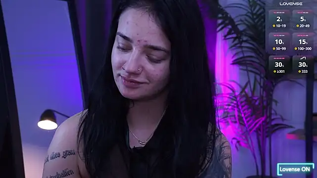 LexiiDarling online show from 10/17/25, 04:09