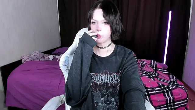 amelia mays xx online show from 09/11/25, 11:32