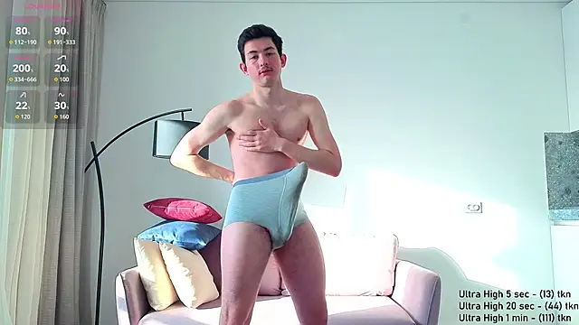 Snapshot of Danny__Magic chatting on 02/21/26, 07:43 Danny Magic online show from 02/21/26, 07:43