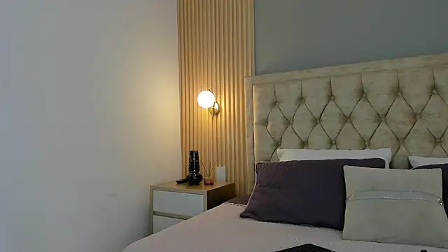 Hera goddesss online show from 10/01/25, 07:29