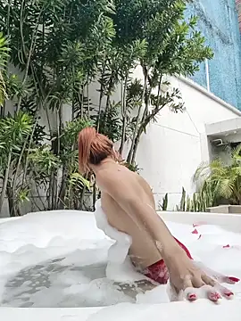 EmmaReyez online show from 10/29/25, 02:38