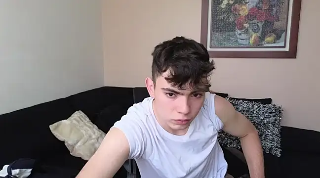 lukeboyce33 online show from 03/18/25, 02:17