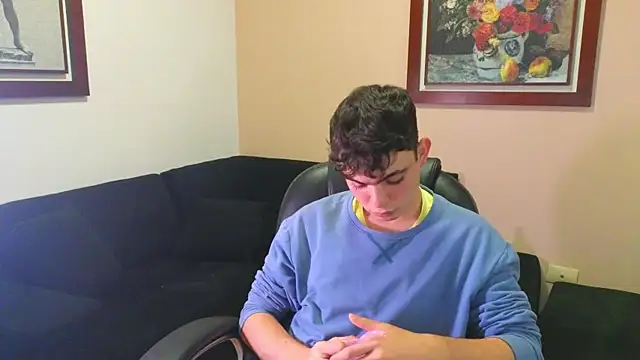 lukeboyce33 online show from 09/25/25, 11:44