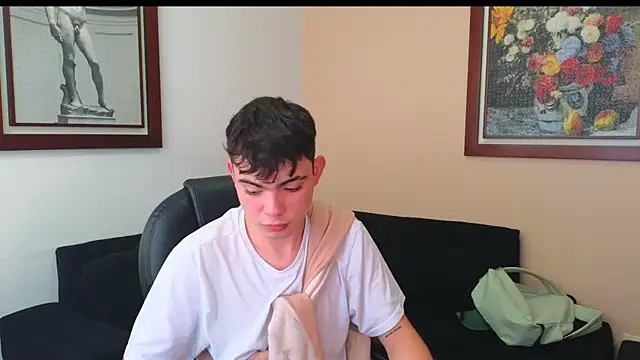 lukeboyce33 online show from 09/24/25, 09:43