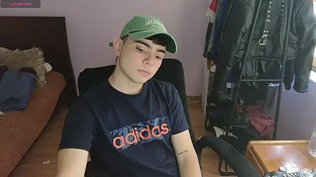 lukeboyce33 online show from 05/19/26, 10:06