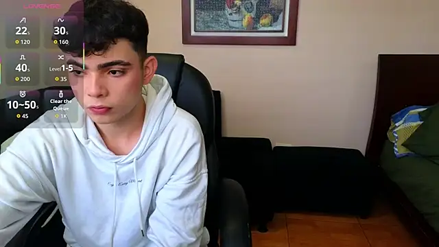 lukeboyce33 online show from 10/19/25, 09:50