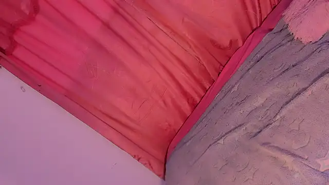 Snapshot of Mariana-ofc chatting on 10/30/25, 11:19 Mariana-ofc online show from 10/30/25, 11:19