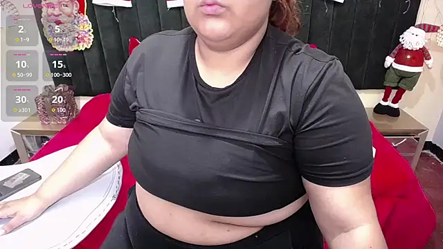 Snapshot of ailyn_maury chatting on 12/20/25, 01:19 ailyn maury online show from 12/20/25, 01:19