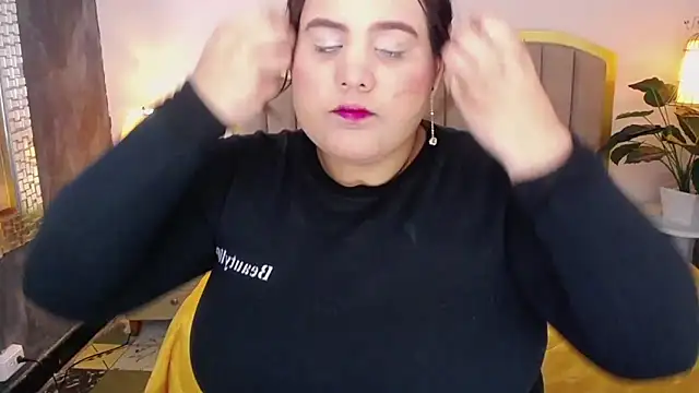 ailyn maury online show from 10/21/25, 01:32