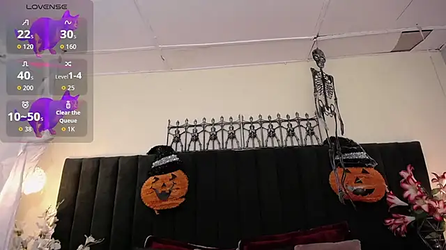 ailyn maury online show from 11/01/25, 01:34