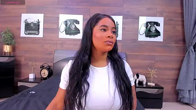 SammyDesire 10 online show from 04/13/26, 02:32