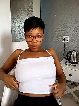 Hotytoty26 online show from 11/26/25, 12:49