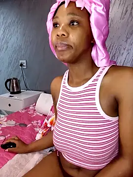 Hotytoty26 online show from 11/25/25, 02:12