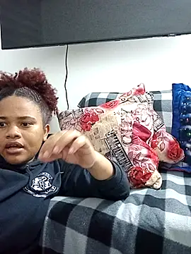 LEIDY LORENA online show from 12/03/25, 09:47