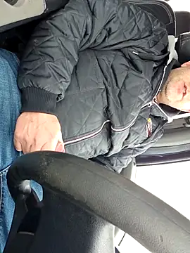 Snapshot of cumplay19850 chatting on 03/17/26, 04:43 cumplay19850 online show from 03/17/26, 04:43