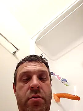 Snapshot of cumplay19850 chatting on 09/25/25, 05:35 cumplay19850 online show from 09/25/25, 05:35