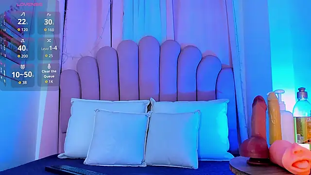 Snapshot of NicoleMadrird chatting on 02/03/26, 07:08 NicoleMadrird online show from 02/03/26, 07:08