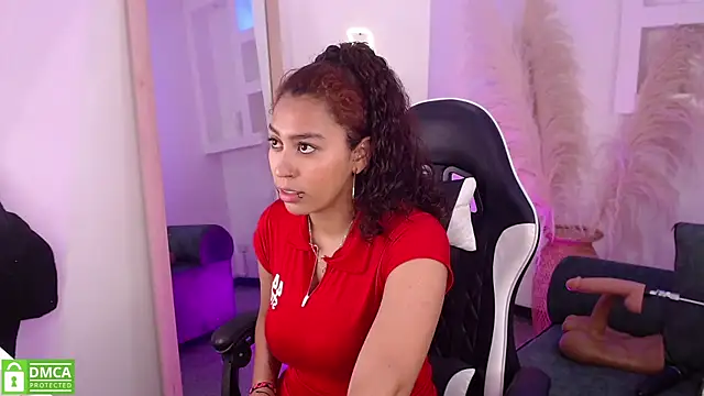 dayancarolina  online show from 09/08/25, 07:57