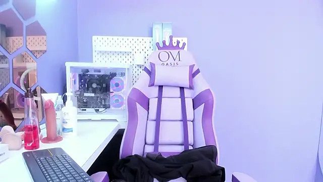 Alice 26  online show from 02/28/26, 02:17