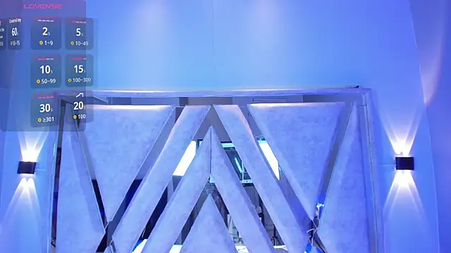 Alice 26  online show from 04/14/26, 07:30