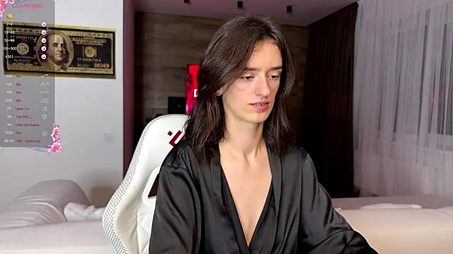 TwinTemptations online show from 11/05/25, 09:40