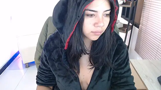 Snapshot of dangel_noir6 chatting on 06/06/26, 10:42 dangel noir6 online show from 06/06/26, 10:42