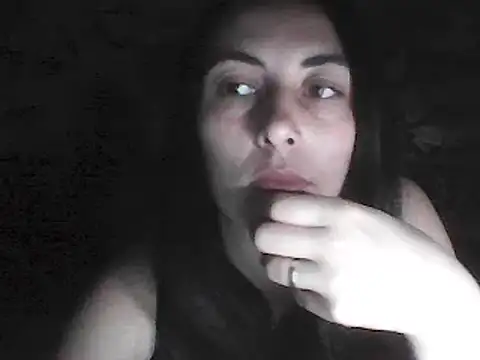 Snapshot of DaryaMens chatting on 03/19/25, 09:37 DaryaMens online show from 03/19/25, 09:37