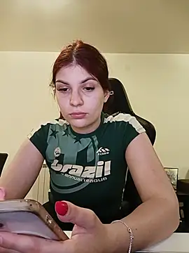 MeCherryy online show from 05/18/26, 05:51