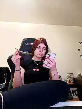 MeCherryy online show from 04/22/26, 06:36