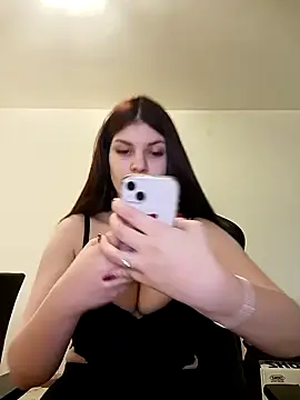 MeCherryy online show from 02/13/26, 02:17