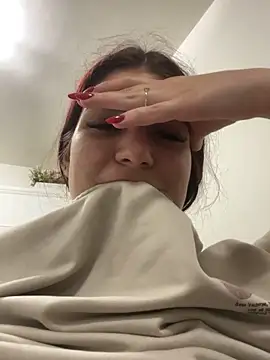 MeCherryy online show from 03/20/26, 06:42