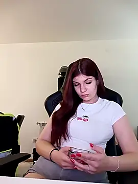 MeCherryy online show from 04/27/26, 12:36