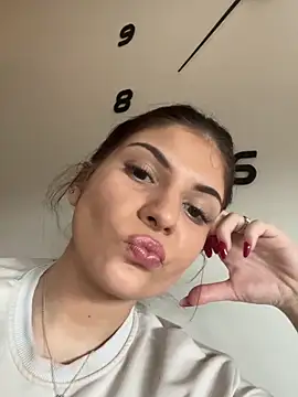 MeCherryy online show from 03/16/26, 01:37