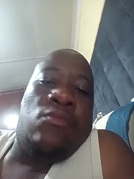 Mmoledi09 online show from 11/14/25, 05:05