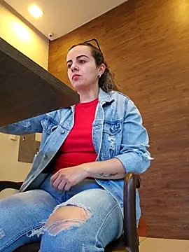 Snapshot of Sairy_ chatting on 04/06/26, 10:00 Sairy online show from 04/06/26, 10:00