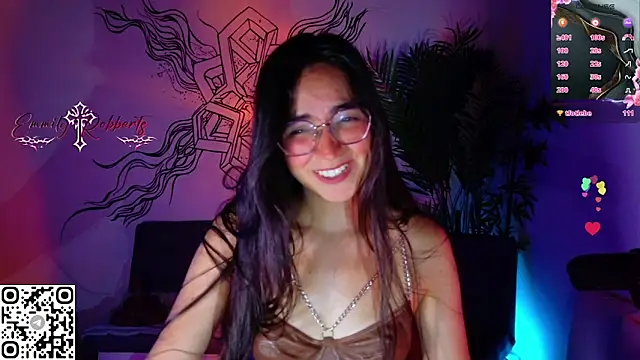 Emmi Roberts online show from 05/15/26, 11:25