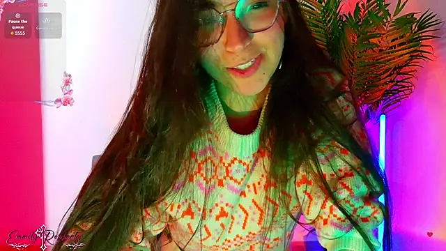 Emmi Roberts online show from 02/07/26, 05:15