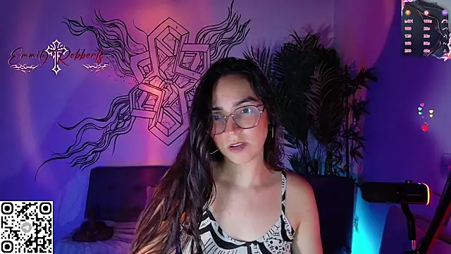 Emmi Roberts online show from 05/08/26, 03:21