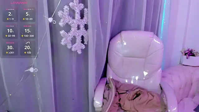 Pretty Johnson  online show from 12/15/25, 11:38