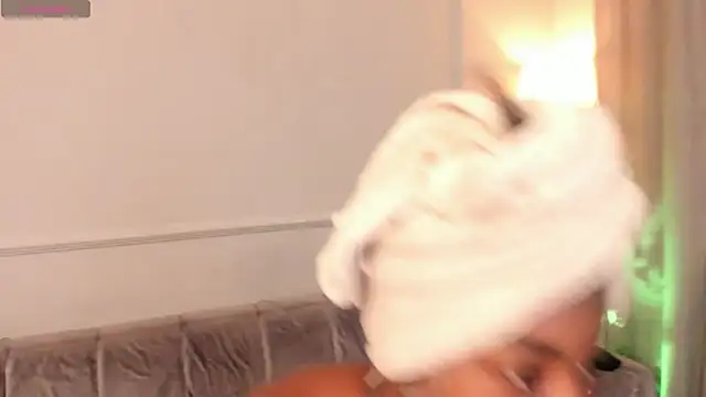 Kendallbleer online show from 12/14/25, 11:38