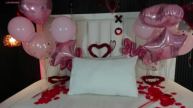 LauraCarther online show from 02/14/26, 05:24