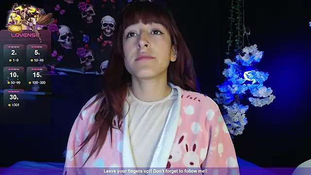 Snapshot of Hairydoll_ chatting on 10/15/25, 10:34 Hairydoll online show from 10/15/25, 10:34