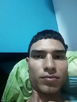 Snapshot of Saul_yei chatting on 03/13/25, 07:28 Saul yei online show from 03/13/25, 07:28