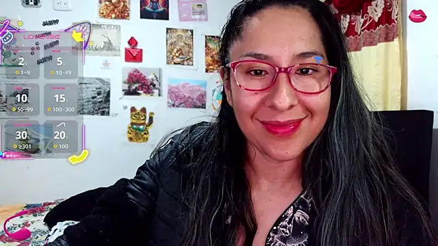 Snapshot of Malishka-fox chatting on 09/18/25, 03:31 Malishka-fox online show from 09/18/25, 03:31