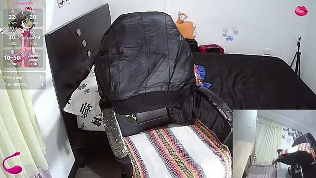 Snapshot of Malishka-fox chatting on 03/14/25, 02:42 Malishka-fox online show from 03/14/25, 02:42