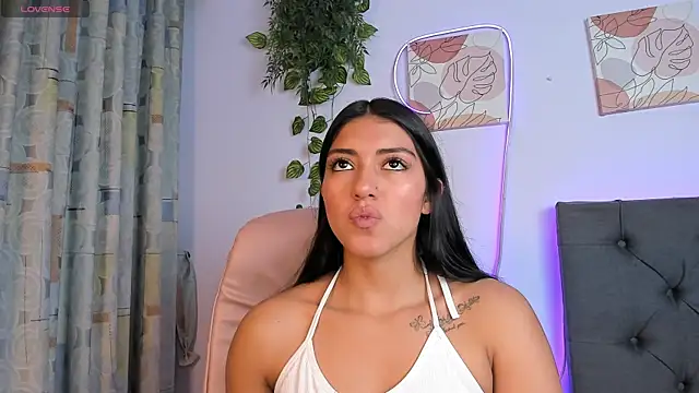 Snapshot of Quiinn_bx chatting on 01/16/26, 08:13 Quiinn bx online show from 01/16/26, 08:13