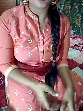 Snapshot of Shalini_telugu09 chatting on 02/28/26, 10:04 Shalini telugu09 online show from 02/28/26, 10:04