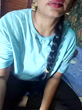 Snapshot of Shalini_telugu09 chatting on 09/16/25, 04:57 Shalini telugu09 online show from 09/16/25, 04:57