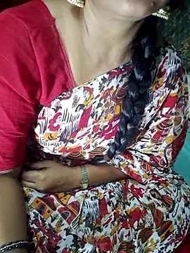 Snapshot of Shalini_telugu09 chatting on 06/19/26, 01:50 Shalini telugu09 online show from 06/19/26, 01:50